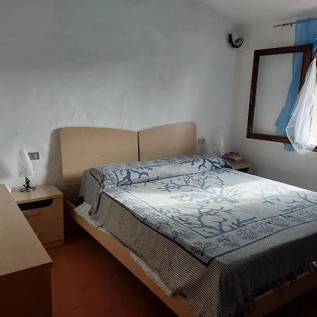 Semesterbostad Casa Al Mare Vicino Alla Spiaggia Olbia